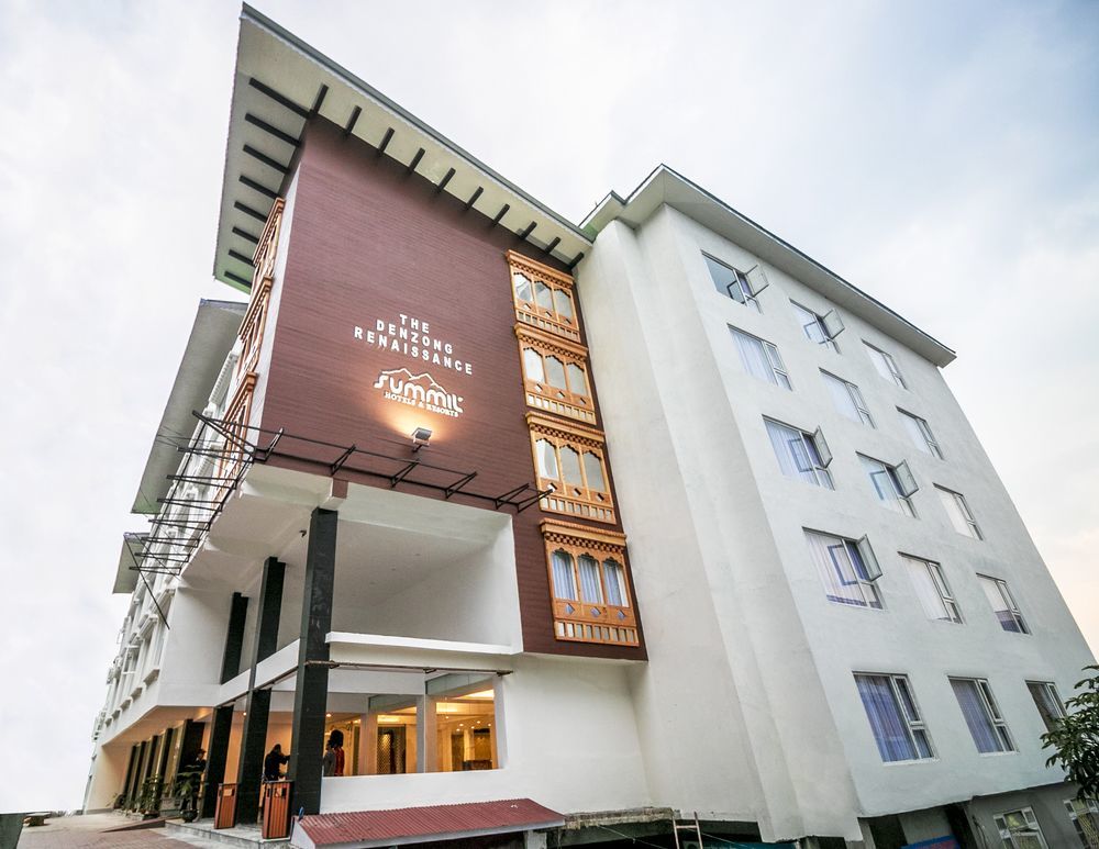 Summit Denzong Hotel & Spa Gangtok Bagian luar foto