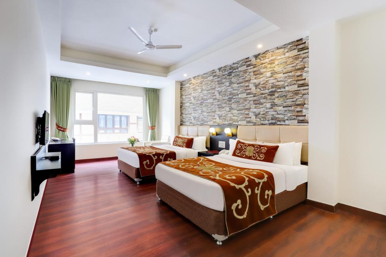 Summit Denzong Hotel & Spa Gangtok Bagian luar foto